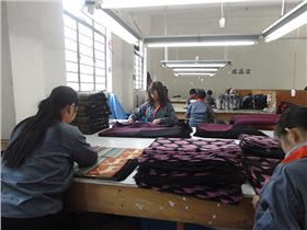 龍翔成品區(qū)工作人員