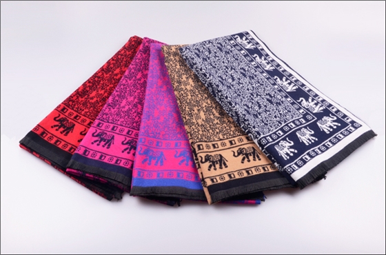 女士披肩 拉絨披肩 批發(fā)廠家