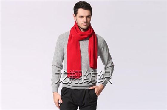男士紅圍巾