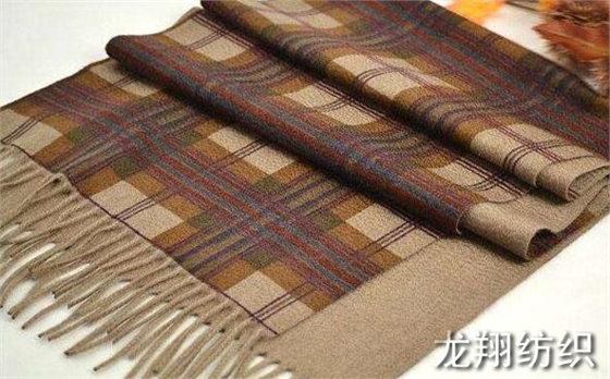 男士圍巾品牌:Loro Piana