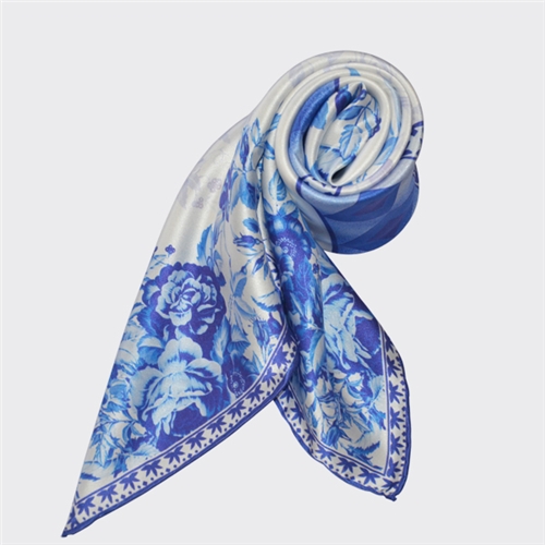 青花瓷印花圍巾