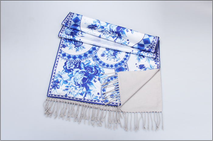 真絲披肩 印花披肩 青花瓷披肩 真絲披肩 印花披肩 青花瓷披肩