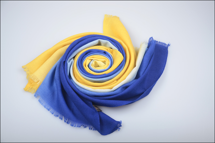 羊毛披肩 漸變素色披肩 圍巾披肩 羊毛披肩 漸變素色披肩 圍巾披肩