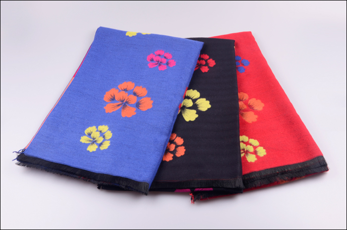 女士披肩 披肩定制 批發廠家 提花披肩 女士披肩 披肩定制 批發廠家 提花披肩