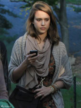 女士圍巾 圍巾批發 圍巾定制 女士圍巾 圍巾批發 圍巾定制