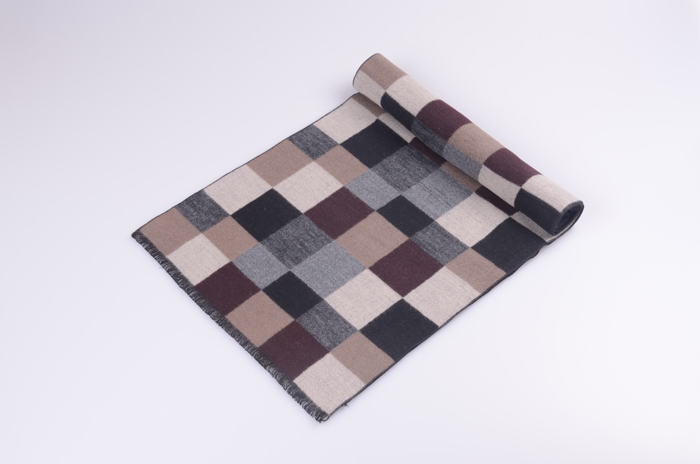 圍巾批發(fā) 圍巾廠家 真絲圍巾 男士圍巾 拉絨圍巾 圍巾批發(fā) 圍巾廠家 真絲圍巾 男士圍巾 拉絨圍巾