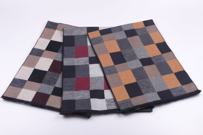 圍巾批發(fā) 圍巾廠家 真絲圍巾 男士圍巾 拉絨圍巾 圍巾批發(fā) 圍巾廠家 真絲圍巾 男士圍巾 拉絨圍巾