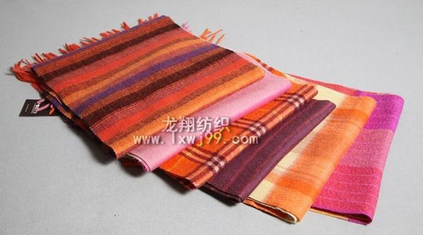 羊毛圍巾 羊毛圍巾