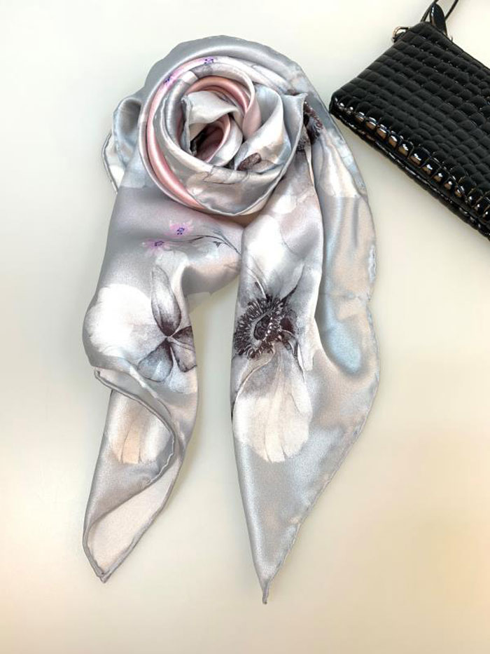 浪蕊浮花絲巾細(xì)節(jié)圖 浪蕊浮花絲巾細(xì)節(jié)圖