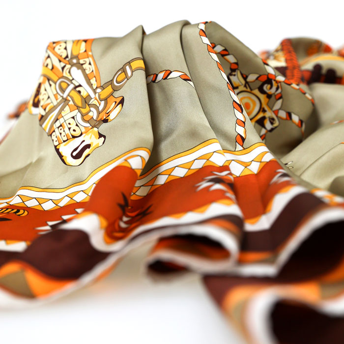 金裝車架絲巾細節圖