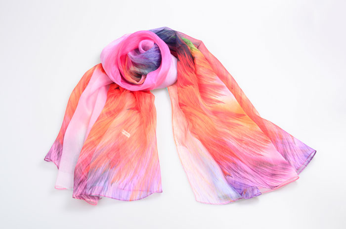 繽紛絢爛絲巾細(xì)節(jié)圖