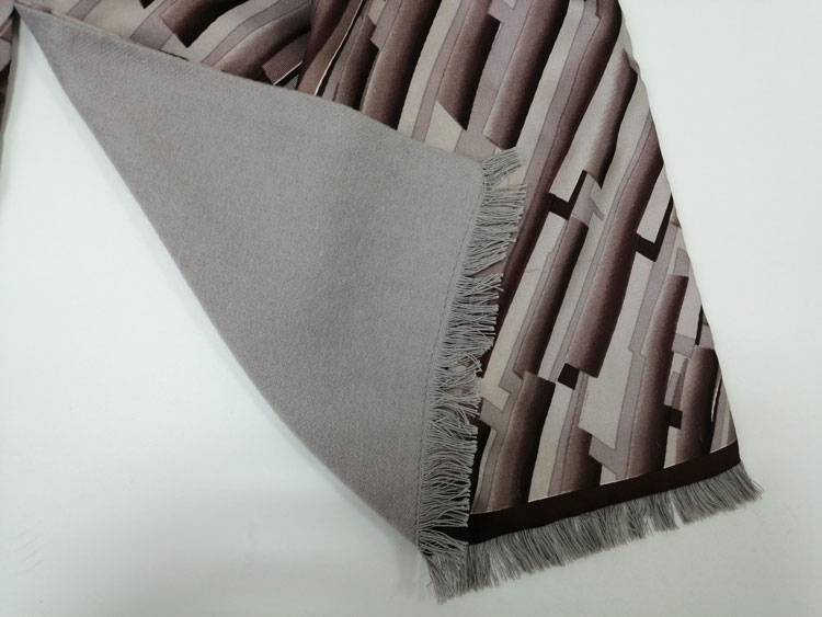 魅力幾何男士圍巾細節圖 魅力幾何男士圍巾細節圖