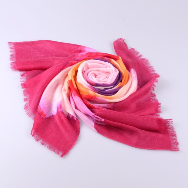 印花羊絨圍巾 印花羊絨圍巾